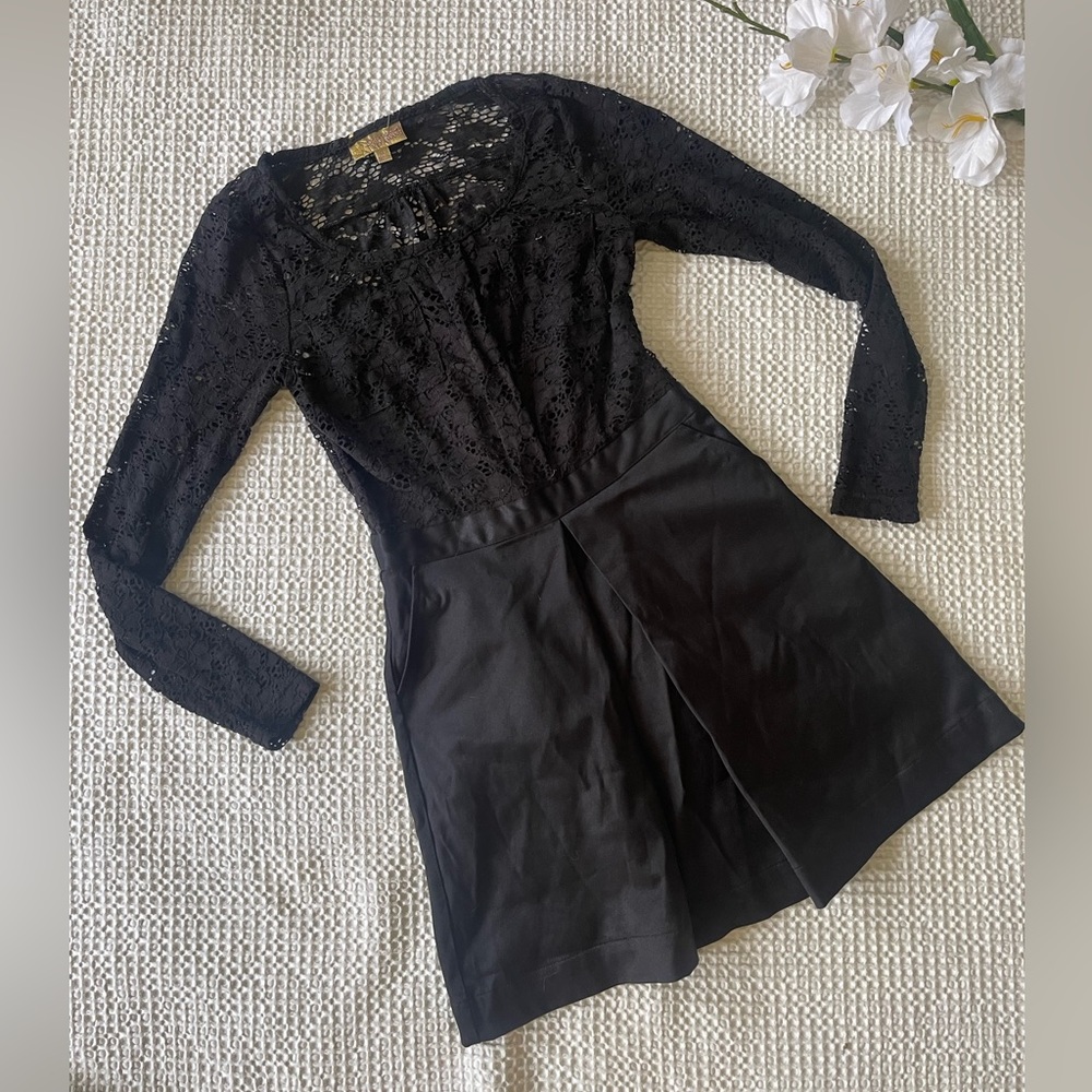 Classy Black Lace Princess Vera Wang Dress